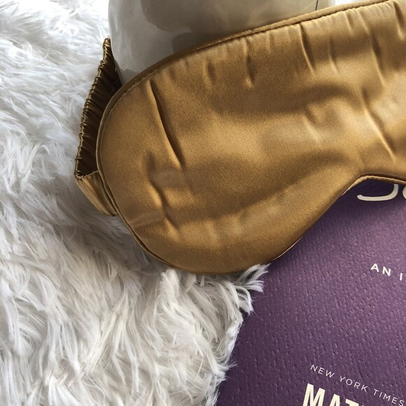 Gold Mulberry Silk Soft Sleep Eye Mask 22 Momme,Luxurious Adult Women and Men - Picture 5 of 7